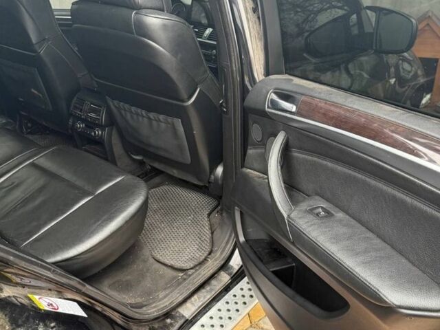 Черный БМВ Х5, объемом двигателя 4.8 л и пробегом 1 тыс. км за 8200 $, фото 6 на Automoto.ua