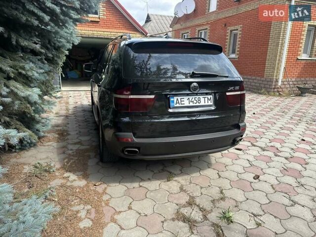 Чорний БМВ Х5, об'ємом двигуна 4.8 л та пробігом 242 тис. км за 10000 $, фото 5 на Automoto.ua