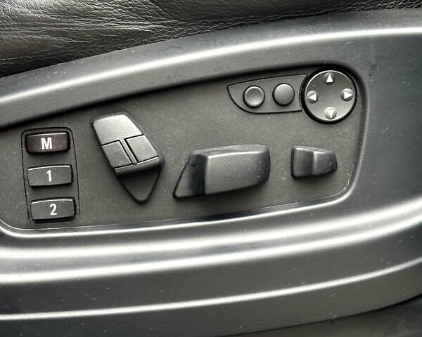 Черный БМВ Х5, объемом двигателя 2.99 л и пробегом 400 тыс. км за 13700 $, фото 27 на Automoto.ua