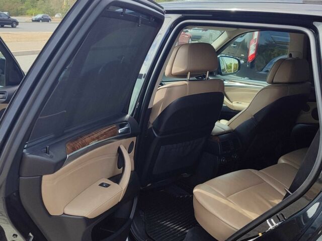 Черный БМВ Х5, объемом двигателя 3 л и пробегом 270 тыс. км за 14700 $, фото 3 на Automoto.ua