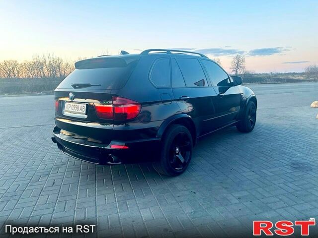Черный БМВ Х5, объемом двигателя 3 л и пробегом 230 тыс. км за 13500 $, фото 1 на Automoto.ua