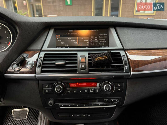 Черный БМВ Х5, объемом двигателя 4.8 л и пробегом 234 тыс. км за 11900 $, фото 18 на Automoto.ua