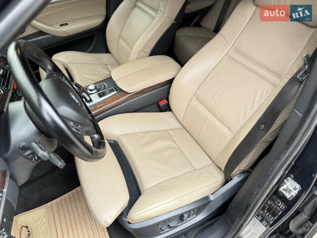 Черный БМВ Х5, объемом двигателя 3 л и пробегом 244 тыс. км за 16000 $, фото 31 на Automoto.ua