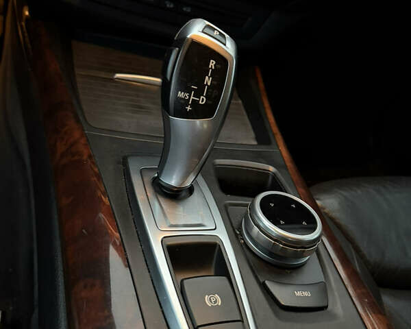 Черный БМВ Х5, объемом двигателя 3 л и пробегом 265 тыс. км за 12500 $, фото 41 на Automoto.ua