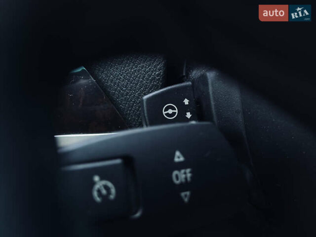 Чорний БМВ Х5, об'ємом двигуна 3 л та пробігом 321 тис. км за 13000 $, фото 55 на Automoto.ua