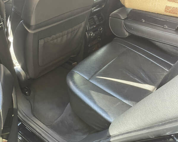 Черный БМВ Х5, объемом двигателя 4.8 л и пробегом 385 тыс. км за 11000 $, фото 12 на Automoto.ua