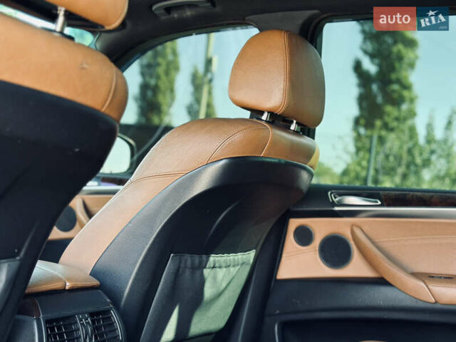 Чорний БМВ Х5, об'ємом двигуна 3 л та пробігом 321 тис. км за 13000 $, фото 18 на Automoto.ua