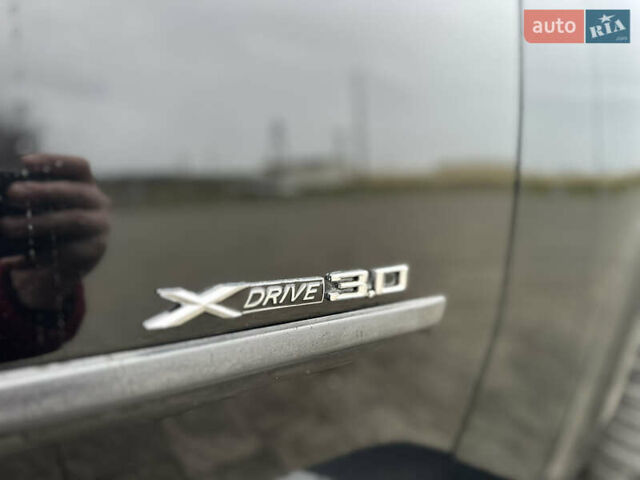 Черный БМВ Х5, объемом двигателя 3 л и пробегом 270 тыс. км за 12250 $, фото 19 на Automoto.ua