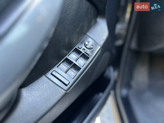 Чорний БМВ Х5, об'ємом двигуна 2.99 л та пробігом 285 тис. км за 11800 $, фото 11 на Automoto.ua