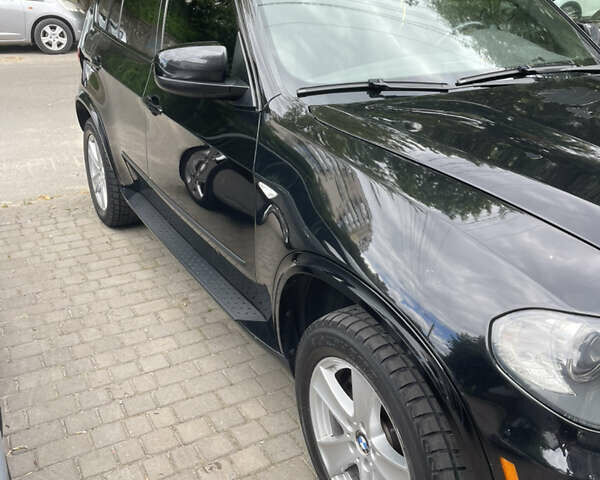 Черный БМВ Х5, объемом двигателя 4.8 л и пробегом 385 тыс. км за 11000 $, фото 1 на Automoto.ua