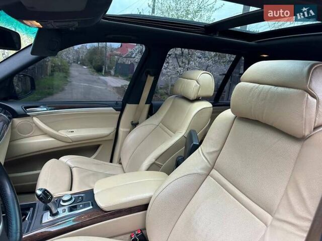 Черный БМВ Х5, объемом двигателя 4.8 л и пробегом 246 тыс. км за 9300 $, фото 8 на Automoto.ua