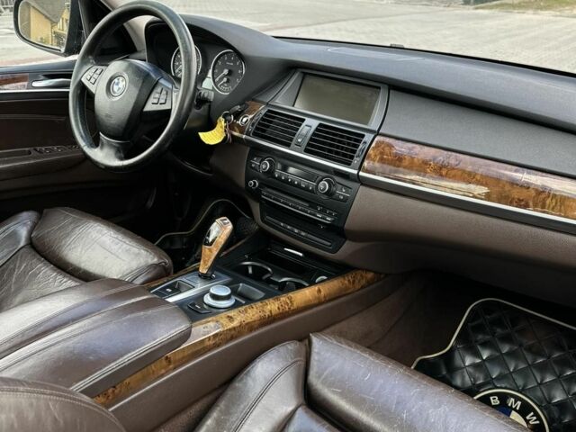 Черный БМВ Х5, объемом двигателя 3 л и пробегом 280 тыс. км за 9200 $, фото 7 на Automoto.ua
