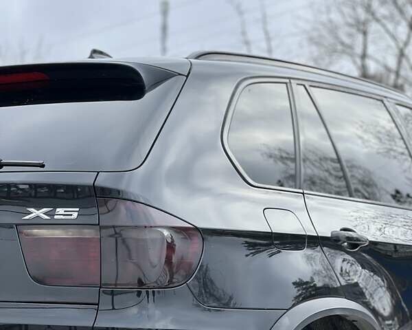 Чорний БМВ Х5, об'ємом двигуна 3 л та пробігом 320 тис. км за 12000 $, фото 5 на Automoto.ua