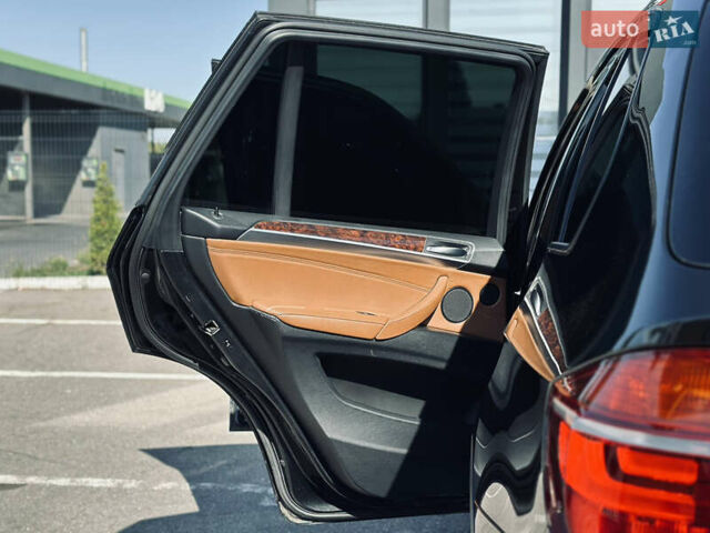 Чорний БМВ Х5, об'ємом двигуна 3 л та пробігом 321 тис. км за 13000 $, фото 14 на Automoto.ua