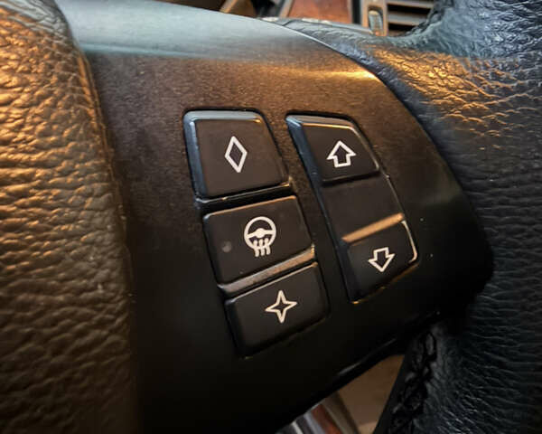 Черный БМВ Х5, объемом двигателя 3 л и пробегом 265 тыс. км за 12500 $, фото 33 на Automoto.ua