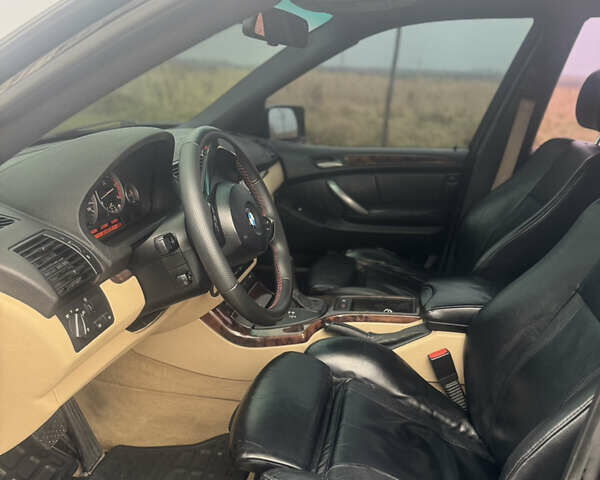 Чорний БМВ Х5, об'ємом двигуна 2.99 л та пробігом 297 тис. км за 12999 $, фото 47 на Automoto.ua