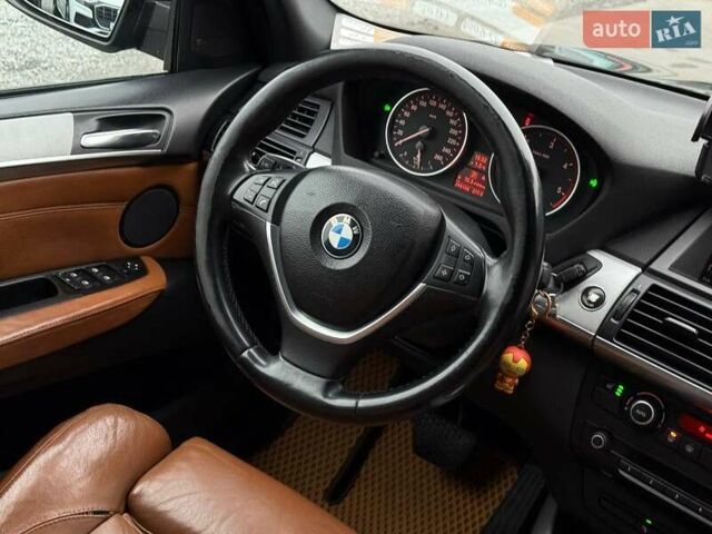 Чорний БМВ Х5, об'ємом двигуна 3 л та пробігом 246 тис. км за 12600 $, фото 33 на Automoto.ua