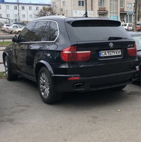 Черный БМВ Х5, объемом двигателя 4.8 л и пробегом 240 тыс. км за 16500 $, фото 1 на Automoto.ua