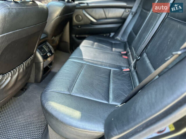 Чорний БМВ Х5, об'ємом двигуна 2.99 л та пробігом 285 тис. км за 11800 $, фото 15 на Automoto.ua