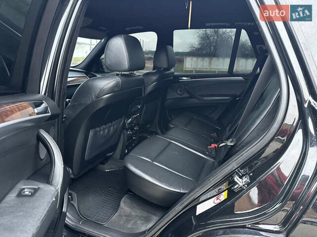 Черный БМВ Х5, объемом двигателя 3 л и пробегом 270 тыс. км за 12250 $, фото 72 на Automoto.ua