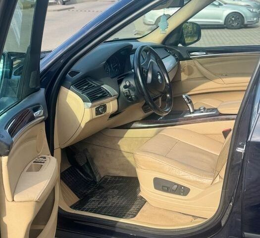 Черный БМВ Х5, объемом двигателя 3 л и пробегом 273 тыс. км за 3850 $, фото 7 на Automoto.ua