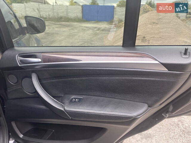 Черный БМВ Х5, объемом двигателя 3 л и пробегом 240 тыс. км за 12000 $, фото 20 на Automoto.ua