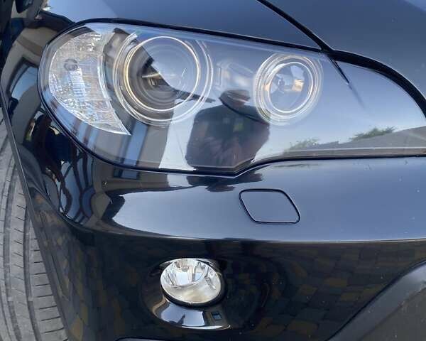 Чорний БМВ Х5, об'ємом двигуна 3 л та пробігом 272 тис. км за 12000 $, фото 14 на Automoto.ua