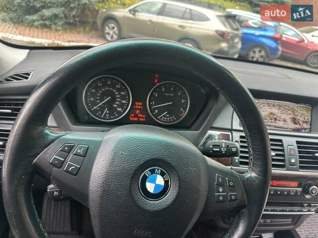Черный БМВ Х5, объемом двигателя 3 л и пробегом 153 тыс. км за 14000 $, фото 16 на Automoto.ua