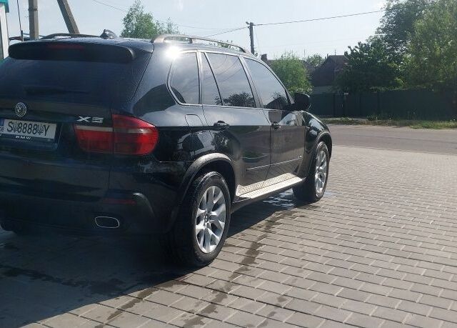 Чорний БМВ Х5, об'ємом двигуна 5 л та пробігом 400 тис. км за 12300 $, фото 4 на Automoto.ua