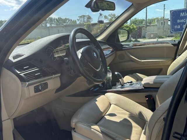 Черный БМВ Х5, объемом двигателя 3 л и пробегом 352 тыс. км за 7500 $, фото 6 на Automoto.ua