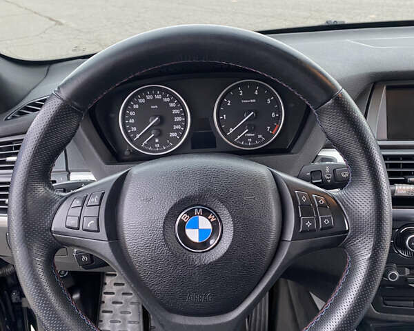 Черный БМВ Х5, объемом двигателя 4.8 л и пробегом 229 тыс. км за 17000 $, фото 21 на Automoto.ua