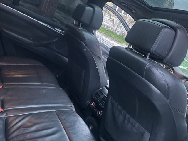 Чорний БМВ Х5, об'ємом двигуна 3 л та пробігом 390 тис. км за 8200 $, фото 3 на Automoto.ua