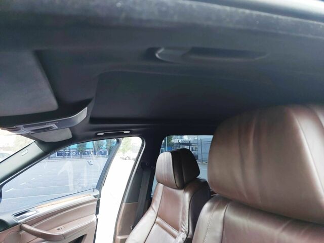 Черный БМВ Х5, объемом двигателя 3 л и пробегом 250 тыс. км за 16000 $, фото 19 на Automoto.ua