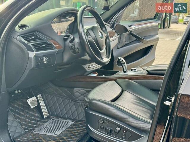Чорний БМВ Х5, об'ємом двигуна 4.8 л та пробігом 307 тис. км за 12999 $, фото 27 на Automoto.ua