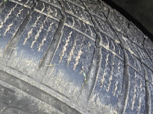 Черный БМВ Х5, объемом двигателя 3 л и пробегом 400 тыс. км за 10000 $, фото 8 на Automoto.ua