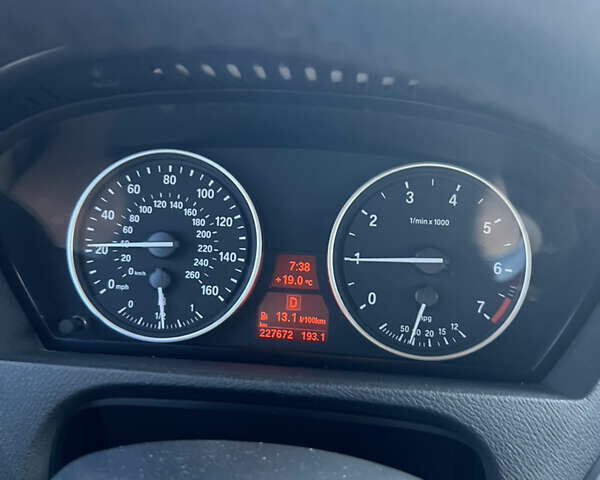 Чорний БМВ Х5, об'ємом двигуна 4.8 л та пробігом 230 тис. км за 14000 $, фото 9 на Automoto.ua