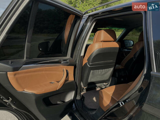 Чорний БМВ Х5, об'ємом двигуна 2.99 л та пробігом 391 тис. км за 15000 $, фото 14 на Automoto.ua