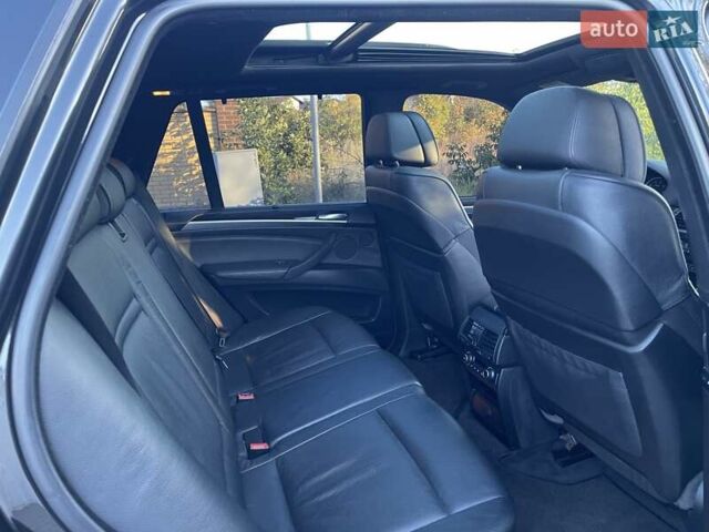 Черный БМВ Х5, объемом двигателя 4.8 л и пробегом 292 тыс. км за 12800 $, фото 12 на Automoto.ua