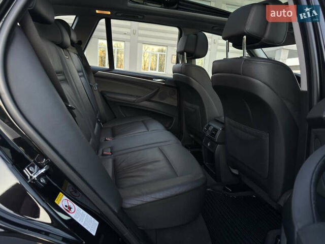 Чорний БМВ Х5, об'ємом двигуна 3 л та пробігом 110 тис. км за 12900 $, фото 82 на Automoto.ua