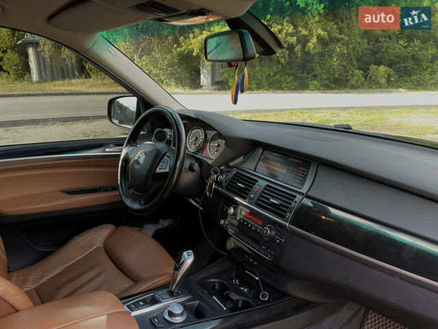 Чорний БМВ Х5, об'ємом двигуна 2.99 л та пробігом 391 тис. км за 15000 $, фото 7 на Automoto.ua