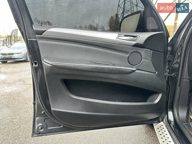 Чорний БМВ Х5, об'ємом двигуна 2.99 л та пробігом 490 тис. км за 15500 $, фото 15 на Automoto.ua