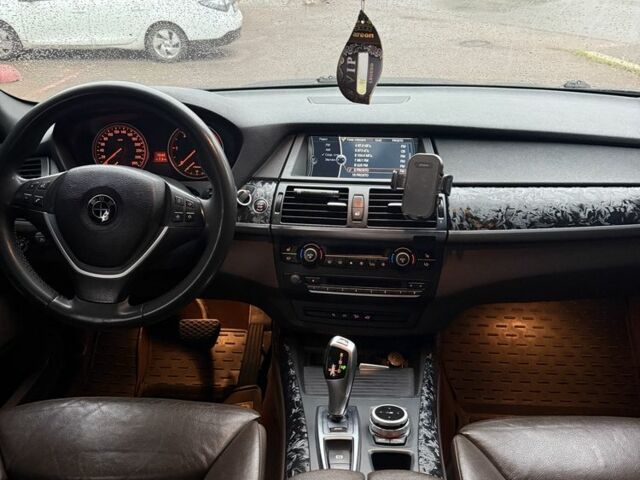 Чорний БМВ Х5, об'ємом двигуна 3 л та пробігом 35 тис. км за 15000 $, фото 6 на Automoto.ua