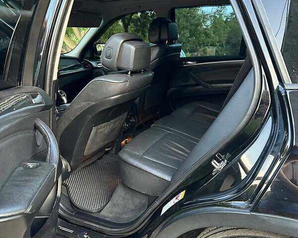 Черный БМВ Х5, объемом двигателя 3 л и пробегом 300 тыс. км за 11700 $, фото 12 на Automoto.ua