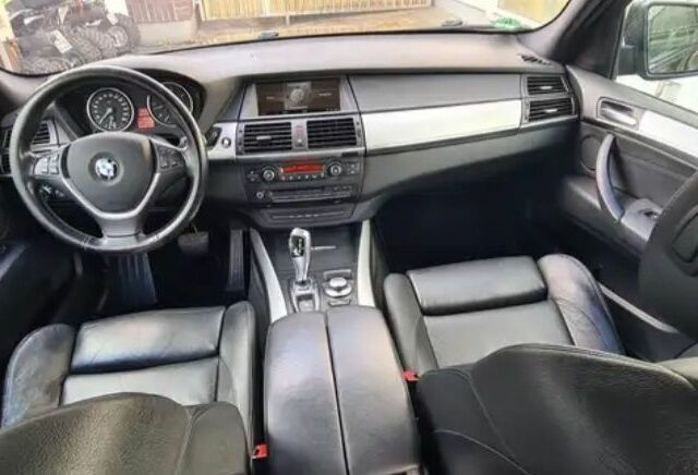 Черный БМВ Х5, объемом двигателя 0 л и пробегом 350 тыс. км за 3500 $, фото 8 на Automoto.ua