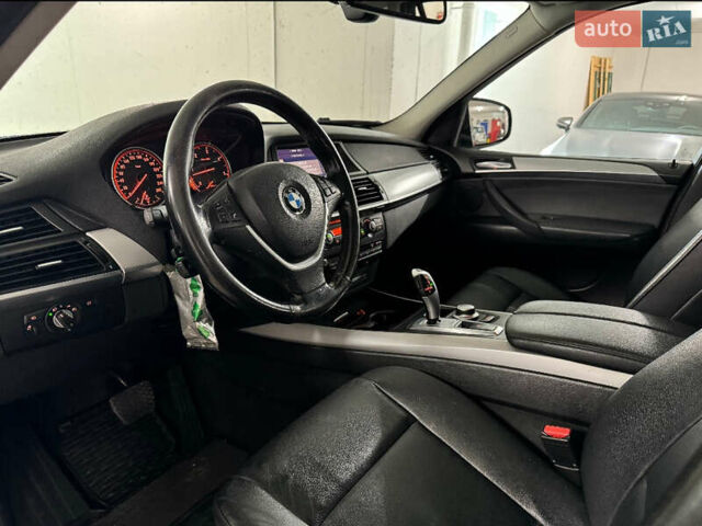 Чорний БМВ Х5, об'ємом двигуна 3 л та пробігом 244 тис. км за 16850 $, фото 24 на Automoto.ua