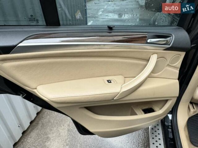 Черный БМВ Х5, объемом двигателя 3 л и пробегом 169 тыс. км за 16900 $, фото 12 на Automoto.ua