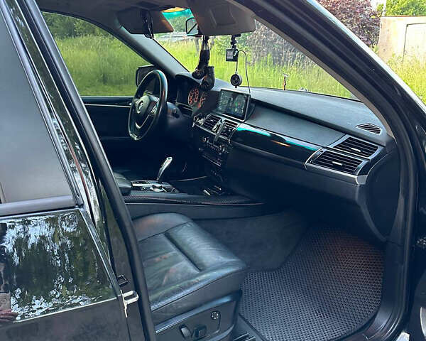 Черный БМВ Х5, объемом двигателя 3 л и пробегом 300 тыс. км за 11700 $, фото 14 на Automoto.ua