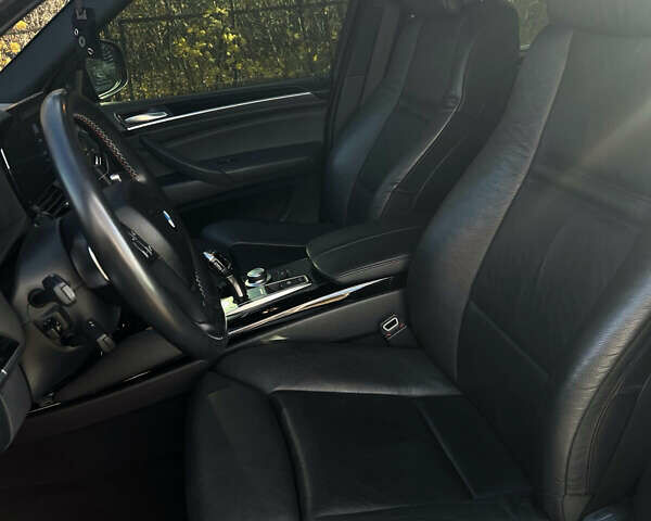 Черный БМВ Х5, объемом двигателя 4.8 л и пробегом 190 тыс. км за 22000 $, фото 31 на Automoto.ua