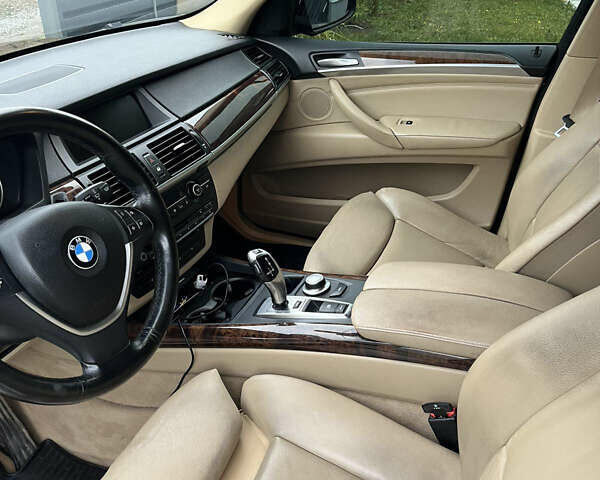 Чорний БМВ Х5, об'ємом двигуна 2.99 л та пробігом 320 тис. км за 13800 $, фото 11 на Automoto.ua