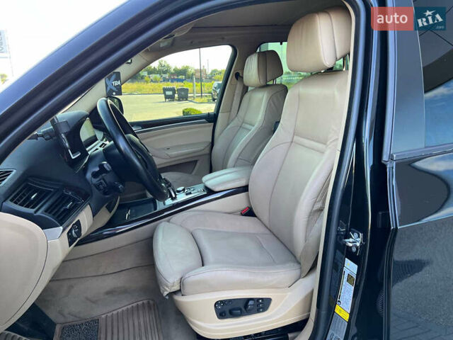 Черный БМВ Х5, объемом двигателя 4.8 л и пробегом 233 тыс. км за 10500 $, фото 3 на Automoto.ua